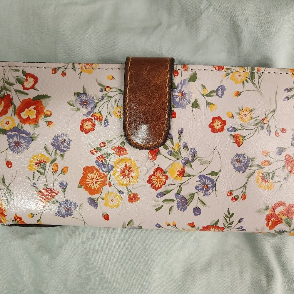 Patricia Nash Valentia II Wristlet